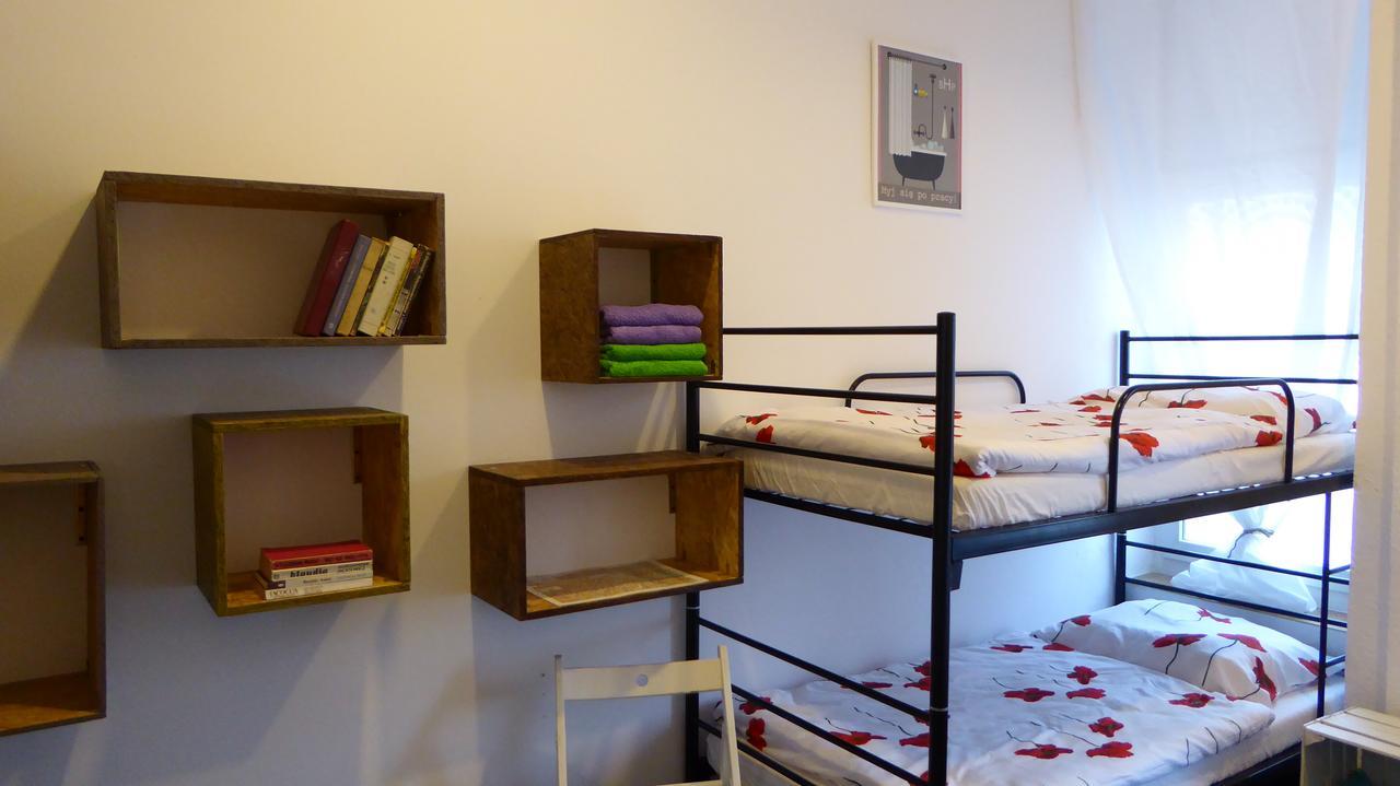 Flyfly Hostel , Darmowy Parking , Rezerwuj Przez Urzadzenia Mobilne -10 Procent 브로츠와프 외부 사진