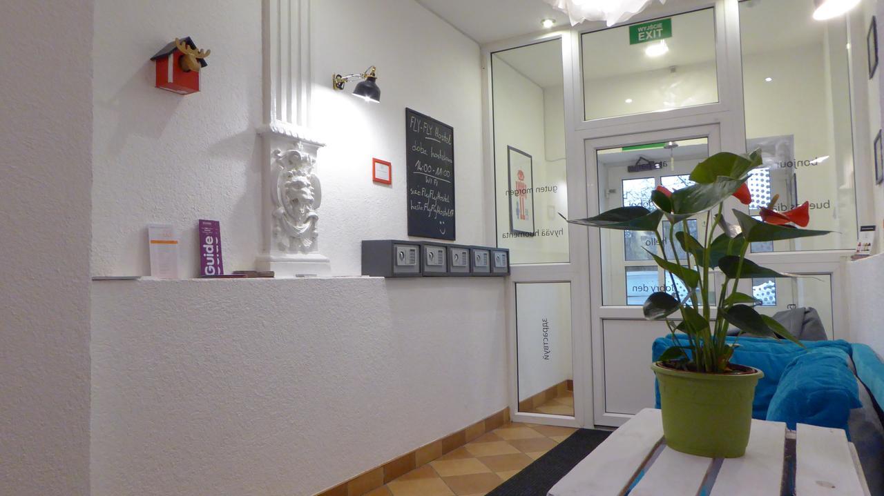 Flyfly Hostel , Darmowy Parking , Rezerwuj Przez Urzadzenia Mobilne -10 Procent 브로츠와프 외부 사진